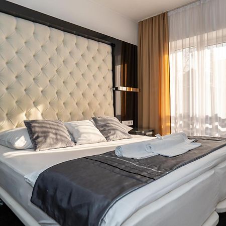 Titan Centrum Apartman Ньїредьгаза Екстер'єр фото
