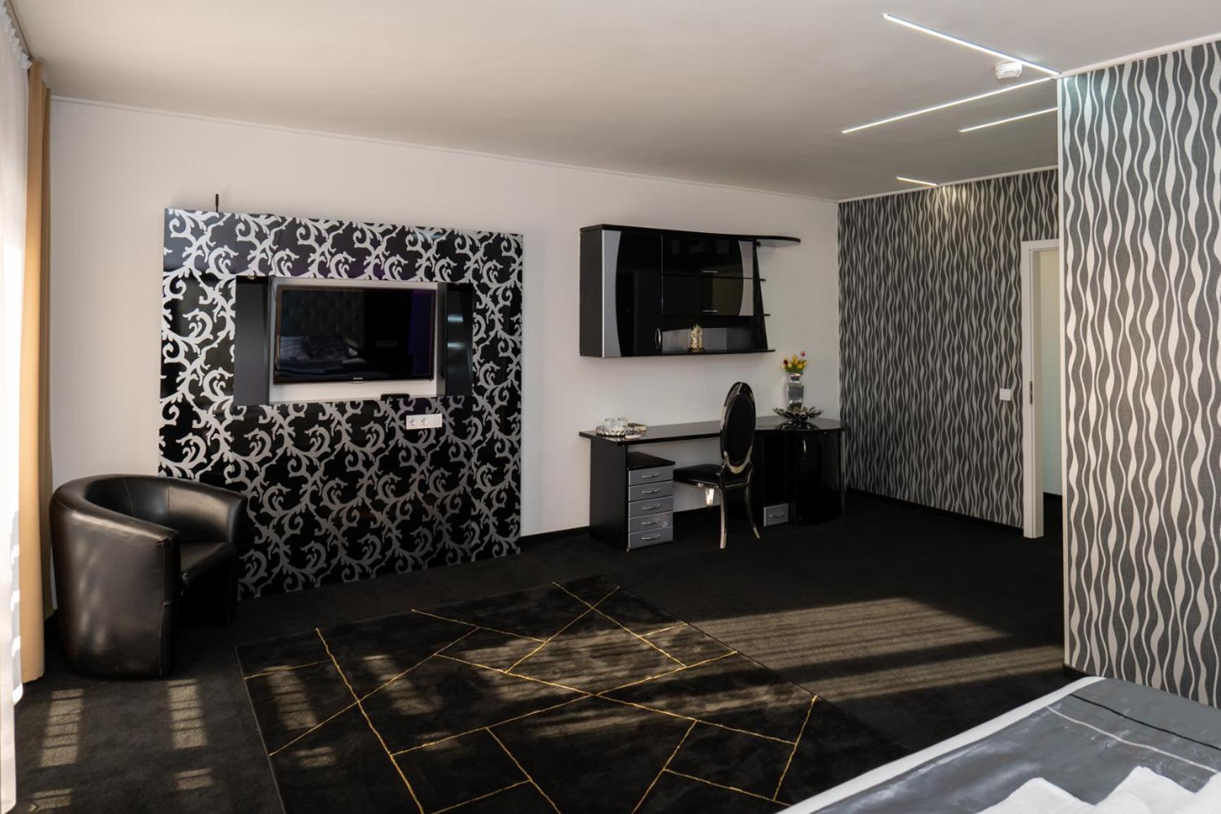 Titan Centrum Apartman Ньїредьгаза Екстер'єр фото