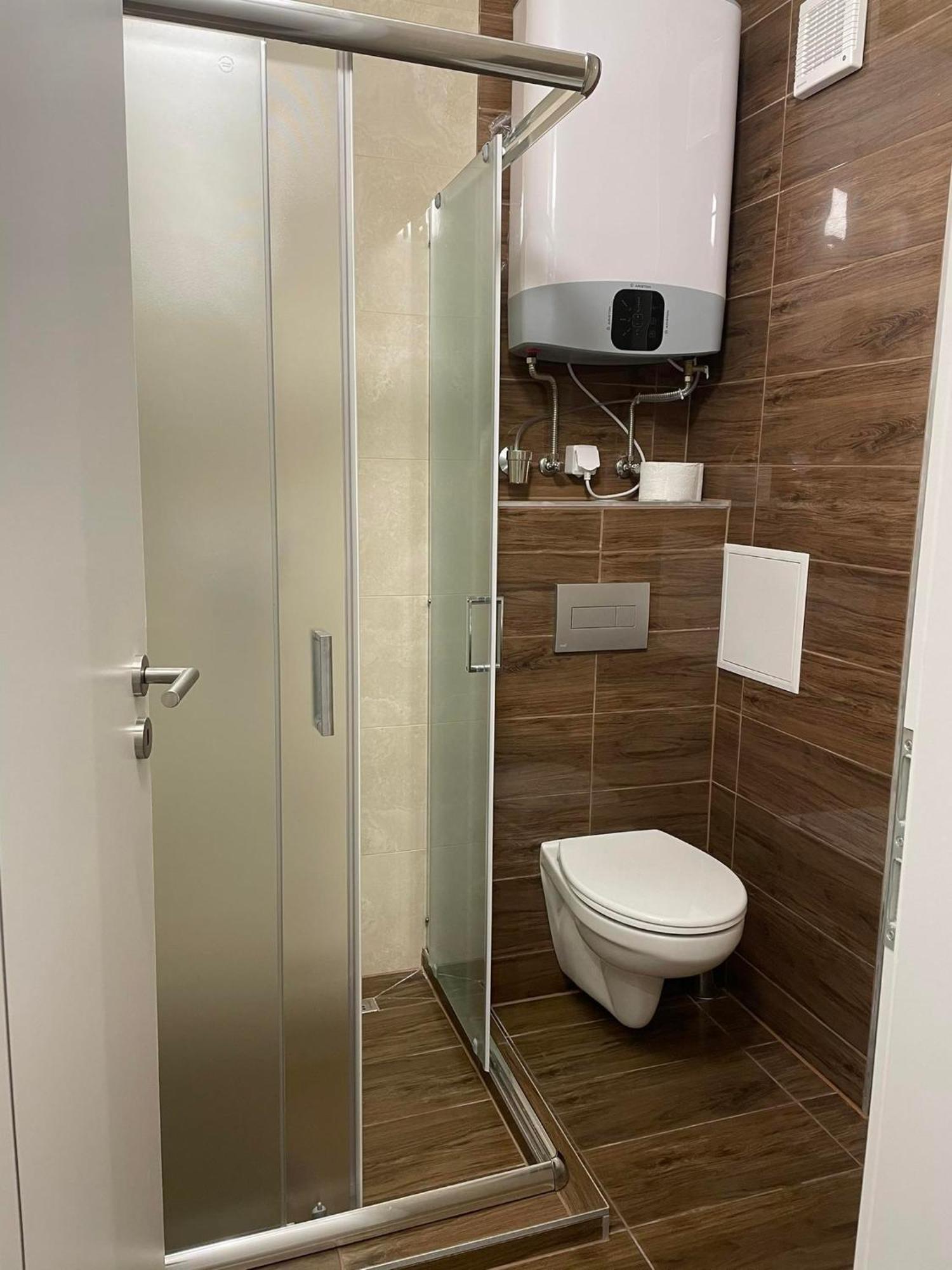 Titan Centrum Apartman Ньїредьгаза Екстер'єр фото